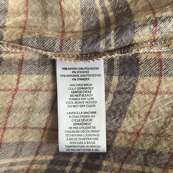 BeachLunchLounge Lori Flutter Sleeve Plaid Top size XS tan black - Picture 8 of 9